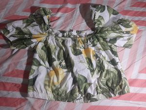 H&amp;M Ladies Top