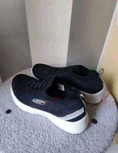 Skecher Memory Form Women Shoe