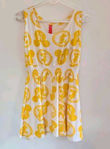 💛🤍Comfortable &amp; Breathable Top