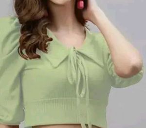 Chic Mint Green Tie-Front Crop Top