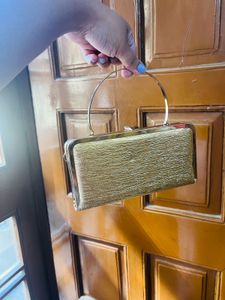 New Clutch With Sling