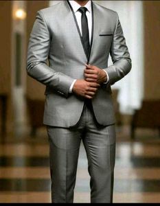 Elegant Grey Suit - Perfect for Occasions