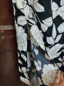 Aesthetic Slit Mid Length Dress