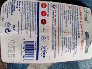 Nivea Lip &amp; Cheek Tint ( Rose)