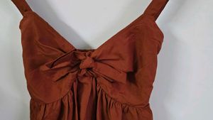 Rust Bow-Front Top