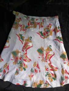 Floral Print Skirt With Side Pockets