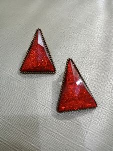 Red Triangle Earings 🍒