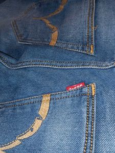 Levi&#39;s Men&#39;s Jeans