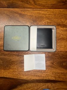 Fossil Black Leather Wallet With Separate Coin Zip