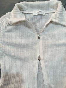 Ribbed Zip-Up Crop Top