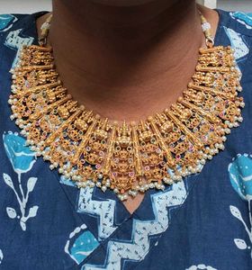 Akhila Necklace