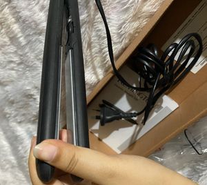 Professional Remington Ceramic Straight 230