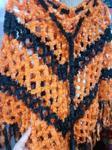New stylish Poncho🖤🧡