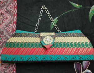 Fashionable Clutch🎀👛(Unused)