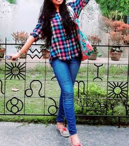 VIBRANT OVERSIZED CHECKED T SHIRT