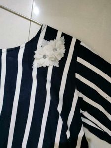 Tready Cape Top