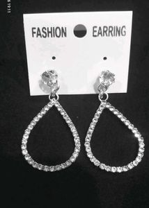 Beautiful Party Wear Earrings...😍