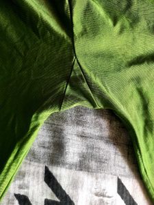 Stretchable Green Leggings