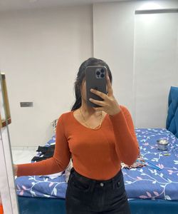 Knit Body hugging Top