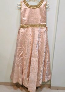 Ethinic gown With Sleeves Cutting