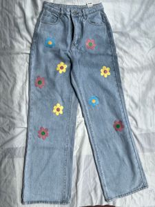 New Jeans With Flowers Print Never Worn