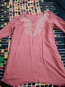 Embroidered Pink Kurta