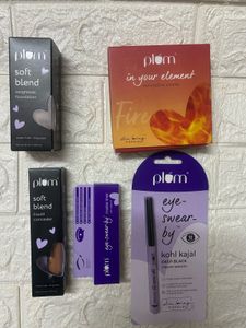 Plum Make Up Kit