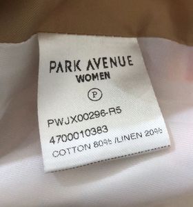 PARK AVENUE White Floral Printed Blazer (Women’s)