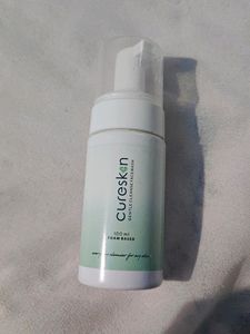Cureskin Gentle Cleansing Facewash