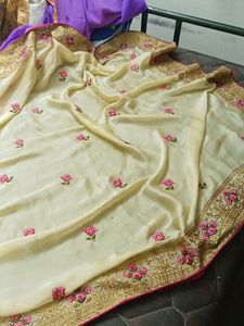 Saree Without Blouse