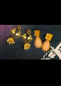2 Sets Of Beautiful Earrings