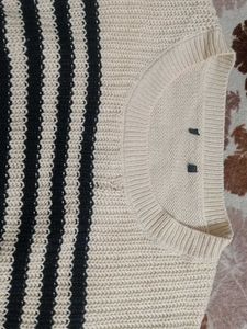 Striped Knit cropped Sweater