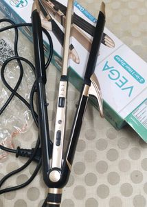 Hair Appliances. 3 in 1 styler