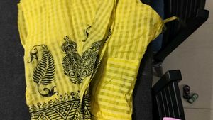 Yellow &amp; Black Printed Kurta