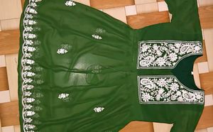 Chikankari kurta,