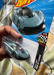 Hot Wheels “2020 Koenigsegg Jesko”