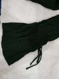 Cute Black Top With Side Hand Cuts