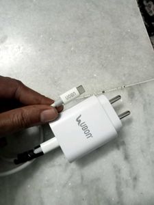 UBON NEW AND ORIGINAL 44 WATT TYPE C MOBILE CHARGE