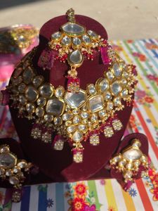 Kundan Jewellery Set