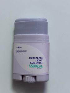 Isntree Onion Fresh Light Sunstick