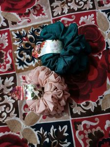 Cute Scrunchie Set