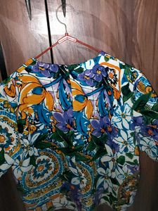 Floral Print Short Sleeve Top