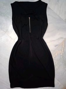 Cleavage Cut Bodycon Dress For Women 🖤🥵