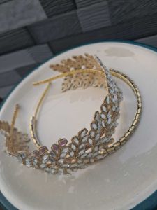Leaf Embellished Hairband set of 2