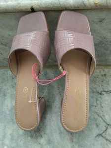Gagatose mauve heeled sandals
