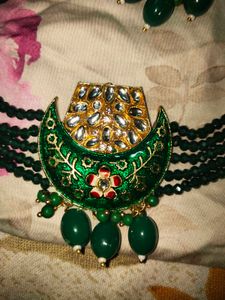 Dark Green Choker And Earrings Set