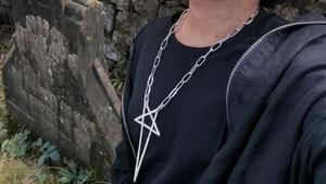 Rick Owens Pentagram Necklace