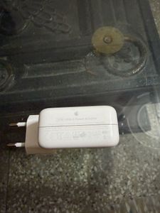 Apple MacBookCharger 30w ORIGINAL(no cable)-usb C