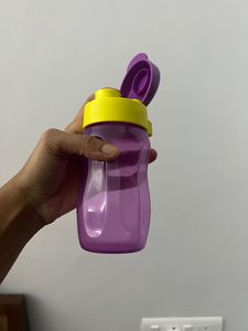 Tupperware baby Sipper