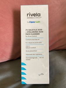 Cipla 2% Salicylic + Hyaluronic Acid Face Cleanser